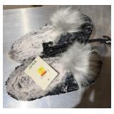 $17 ladies size 5/6 slippers
