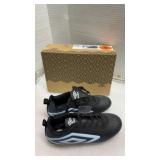 $30 size 4 Umbro kids' soccer cleats