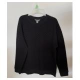 Menï¿½s size M long sleeve crewneck T-shirt