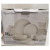 $58 dinnerware 16 pieces