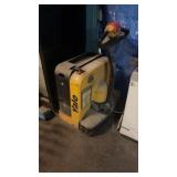 Yale Power Pallet Jack. Batteries not charged.