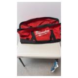 Milwaukee contractor bag