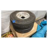 2 tires with wheel