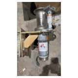 $7000Capstan hoist lifting tool with metal bracket
