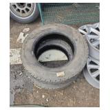 2 General 225 70r 19.5 tires