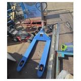 Brand new blue pallet jack will not pump up and