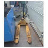 Pallet jack does not pumping up and down