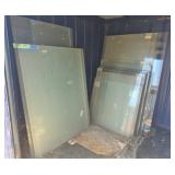One lot of approx 50 glass panels for aluminum