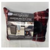 3-1 Travel pillow blanket