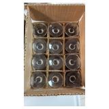 Box of miscellaneous glassware