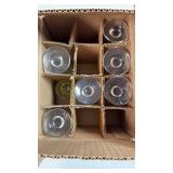 Box of miscellaneous glassware