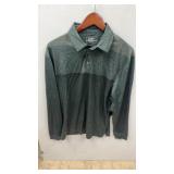 4 Men's medium long sleeves shirts