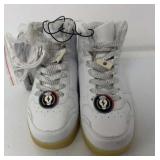 Boys shoes size 1