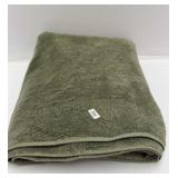 Green bath towel