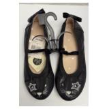 $20 girls size 1 shoes