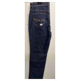 Womanï¿½s jeans size 6