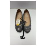 $15 girls size 13 shoes