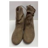 $20 womenï¿½s size 9 boots
