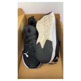 $50 menï¿½s running shoes size 9. Used