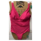 Womanï¿½s bathing suit size 12