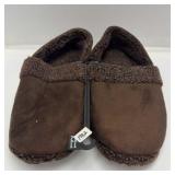 Menï¿½s slippers size 11-12