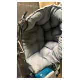 Camping chair needs to be cleaned broken used