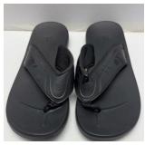 Bench size 7 sandals - used