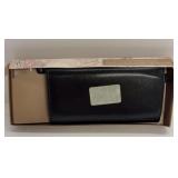 Womanï¿½s wallet