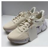 $50 Womenï¿½s size 6 Redbox shoes