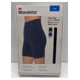 $17 ladies size large high rise active shorts