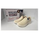 $50 woman shoes - SIZE 9