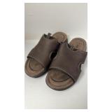 $30 menï¿½s sandals size 8