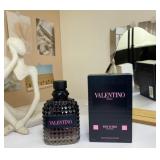 Valentina UOMO Born in Roma