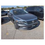 2021 VOLKSWAGEN PASSAT