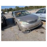 2004 TOYOTA CAMRY