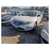 2010 FORD TAURUS