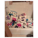 Toilet paper, wall shelves, decorations, cascade and misc.