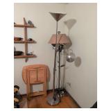 2 floor lamps and 2 new wooden TV trays