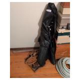 8 aluminum bats and 1 wooden bat, Tag collegiate bat carrier with 4 baseball gloves