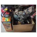2 Black & Decker Mouse sander/polisher, Skil sander and shop lights