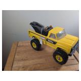 Tonka Truck 4 wheeled drive pickup