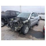 2010 VOLKSWAGEN TIGUAN