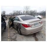 2011 HYUNDAI SONATA