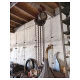 Hoist with Chains