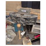 AMT Desk-Mounted Vise