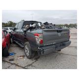 2017 NISSAN TITAN
