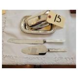 WM ROGERS 887 BUTTER DISH W/O PLATE