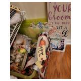 TOTE OF HALLOWEEN & EASTER DECOR