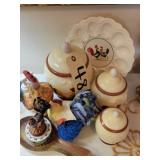 ROOSTER CANISTER SET( 1 SM. CHIP) MISC ROOSTER