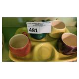 4 CERAMIC DINNER TRAYS, 4 CERAMIC MUGS(RED WING)